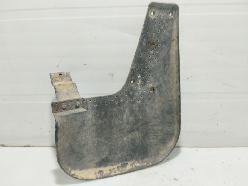 Recambio de moldura para mitsubishi galloper (hyundai) 2.5 turbodiesel referencia OEM IAM HR650321  