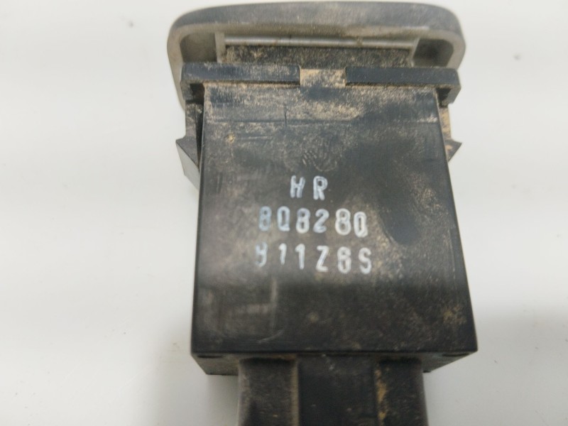 Recambio de interruptor para mitsubishi galloper (hyundai) 2.5 turbodiesel referencia OEM IAM HR808280  