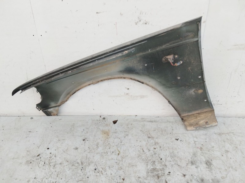 Recambio de aleta delantera derecha para mitsubishi galloper (hyundai) 2.5 turbodiesel referencia OEM IAM 1560ADD  