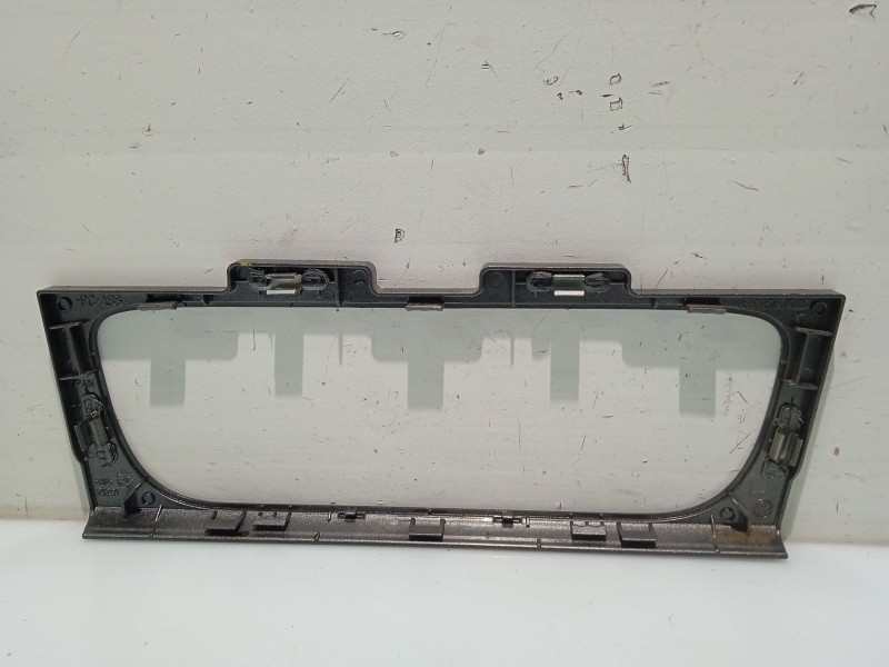 Recambio de moldura para vw polo v (6r1, 6c1) 1.2 tsi referencia OEM IAM 6R1820039  