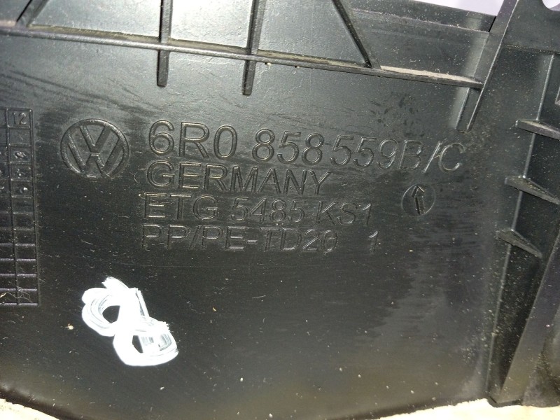 Recambio de moldura para vw polo v (6r1, 6c1) 1.2 tsi referencia OEM IAM 6R0858559B  