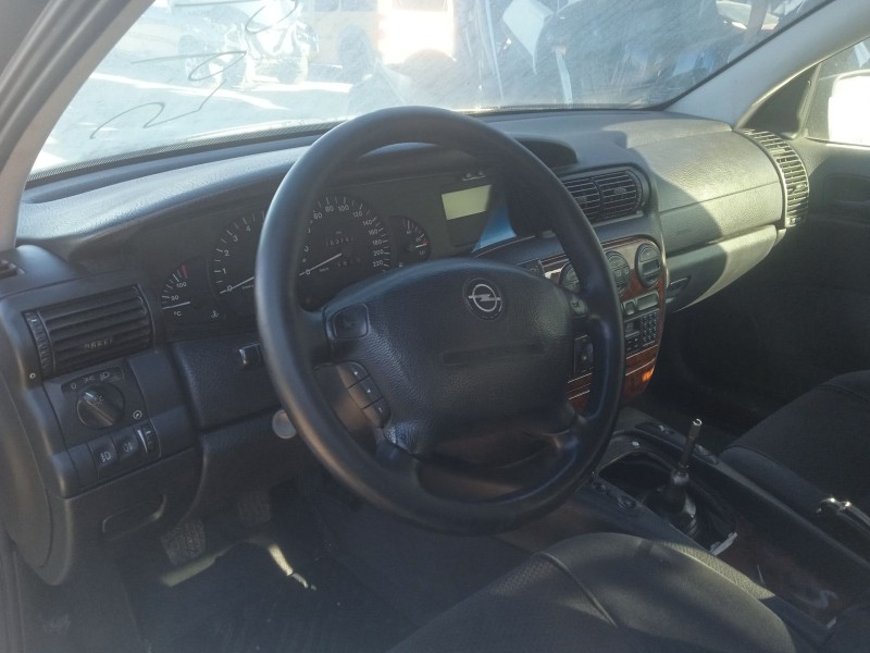 opel omega b (v94) del año 1999