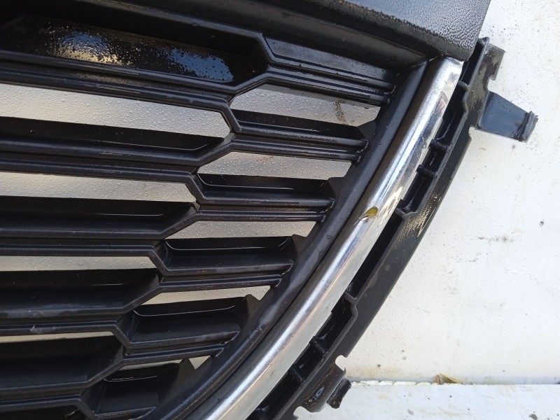 Recambio de rejilla paragolpes delantero para vw polo v (6r1, 6c1) 1.2 tsi referencia OEM IAM 6R0853677B  