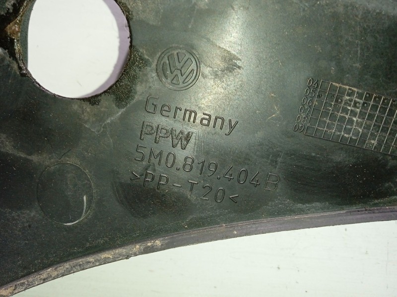 Recambio de moldura para vw golf v (1k1) 1.9 tdi referencia OEM IAM 5M0819404B  