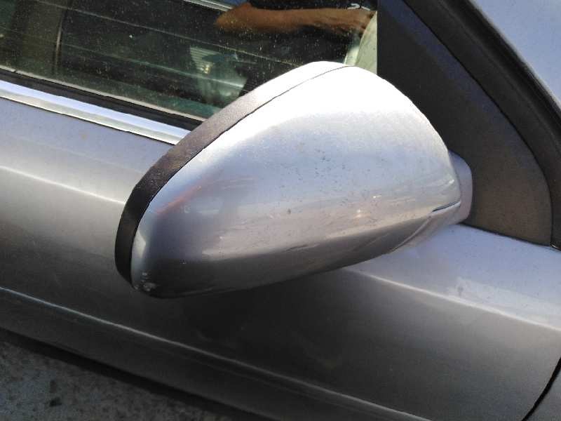 Recambio de retrovisor derecho para opel vectra c caravan elegance referencia OEM IAM 6428265  