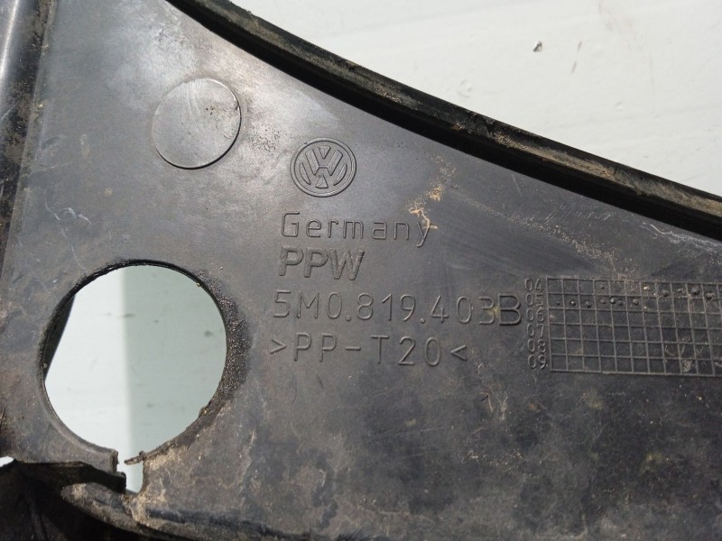 Recambio de moldura para vw golf v (1k1) 1.9 tdi referencia OEM IAM 5M08190403B  