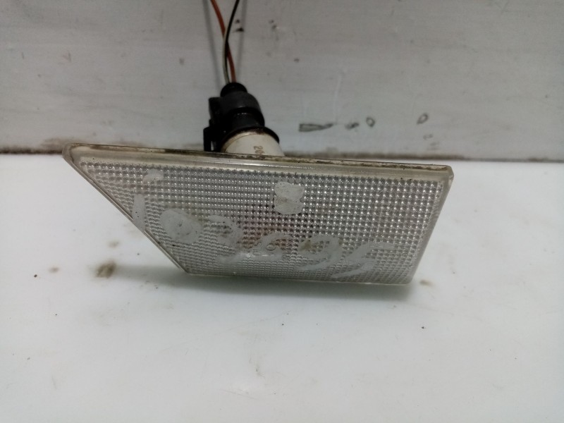 Recambio de piloto lateral izquierdo para opel vectra c caravan elegance referencia OEM IAM 93192381  