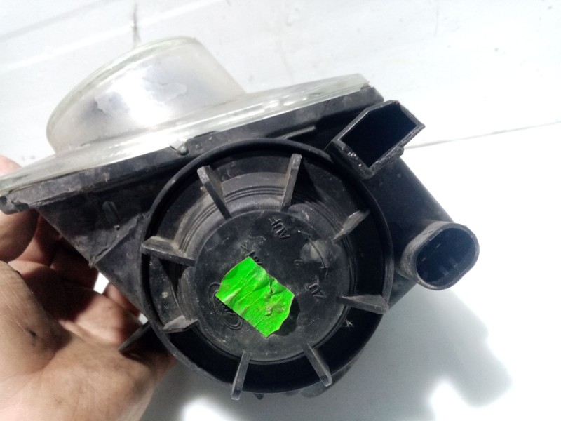 Recambio de faro antiniebla izquierdo para opel vectra c caravan elegance referencia OEM IAM 13258378  