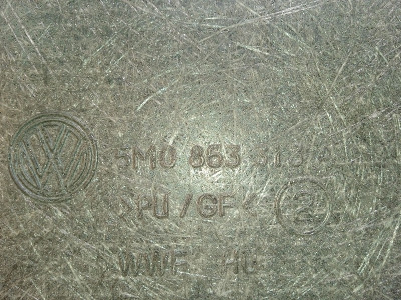 Recambio de moldura para vw golf v (1k1) 1.9 tdi referencia OEM IAM 5M0863313A  