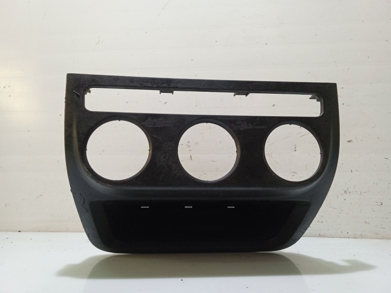 Recambio de moldura para vw golf v (1k1) 1.9 tdi referencia OEM IAM 5M0819422  