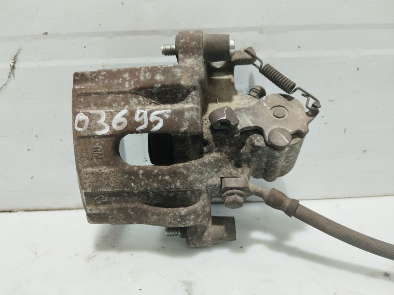 Recambio de pinza freno trasera izquierda para opel vectra c caravan elegance referencia OEM IAM 93181404  
