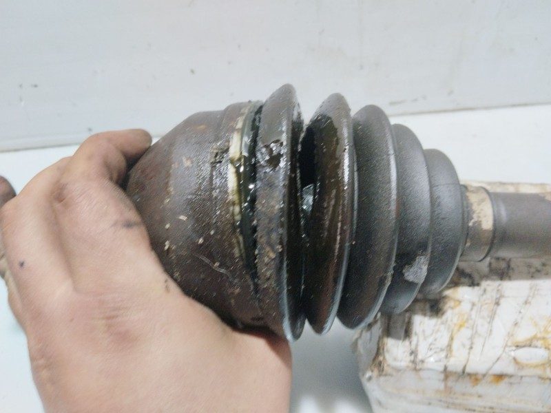 Recambio de transmision delantera izquierda para opel vectra c caravan elegance referencia OEM IAM 93169698  