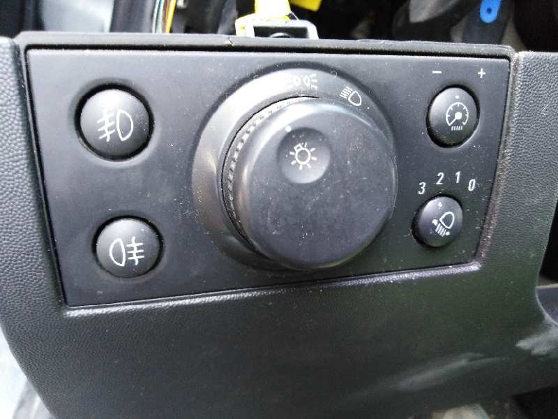 Recambio de mando luces para opel vectra c caravan elegance referencia OEM IAM 13229633  