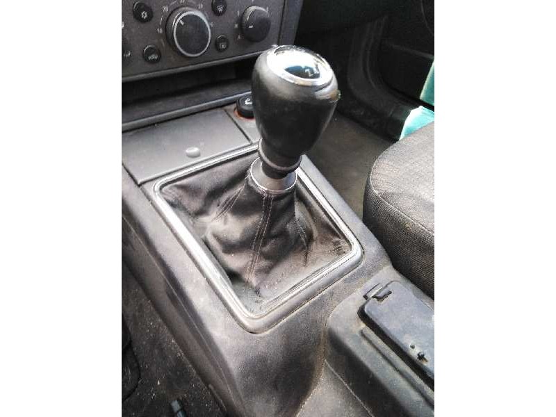 Recambio de palanca cambio para opel vectra c caravan elegance referencia OEM IAM 24456029  