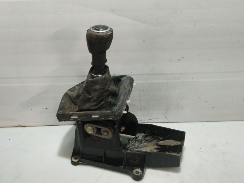 Recambio de palanca cambio para opel vectra c caravan elegance referencia OEM IAM 24456029  