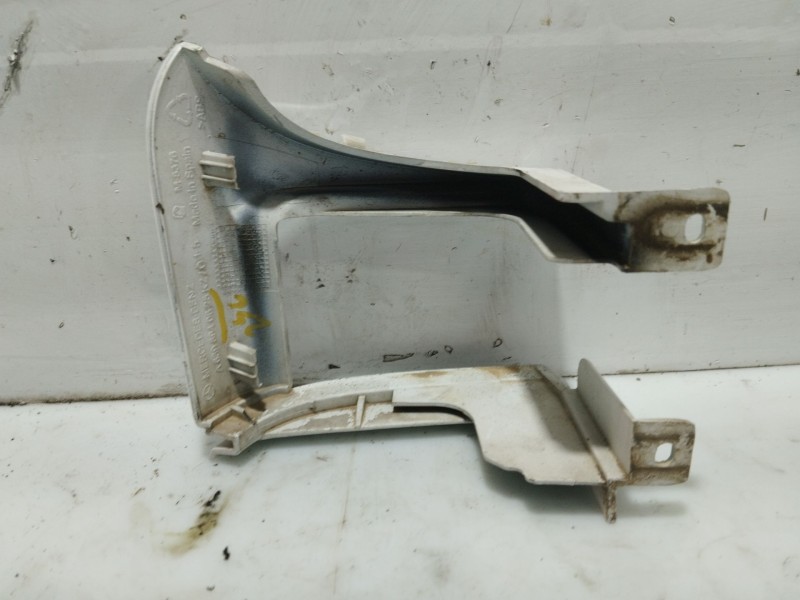 Recambio de moldura para mercedes-benz vito kasten (639) 2.1 cdi referencia OEM IAM A6396940625  