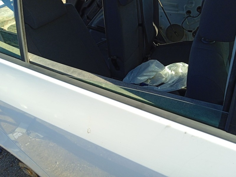 Recambio de luna trasera derecha para vw golf v (1k1) 1.9 tdi referencia OEM IAM 5M0845026 5M0845026A 