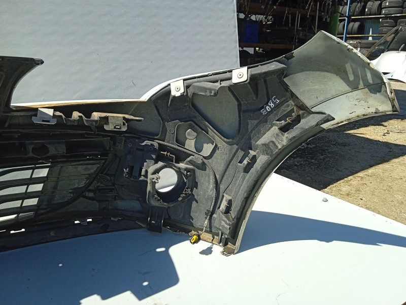 Recambio de paragolpes delantero para renault megane iii grandtour (kz0/1) 2.0 tce (kz0k, kz1t) referencia OEM IAM 620220035R  