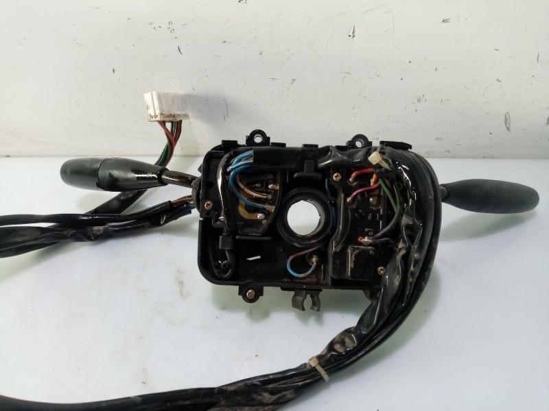 Recambio de mando volante para opel frontera a básico referencia OEM IAM 19008824  