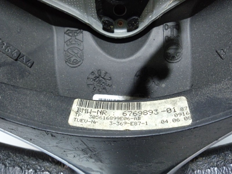 Recambio de volante para bmw 1 (e87) 118 d referencia OEM IAM 676989301 305616899E06AB 