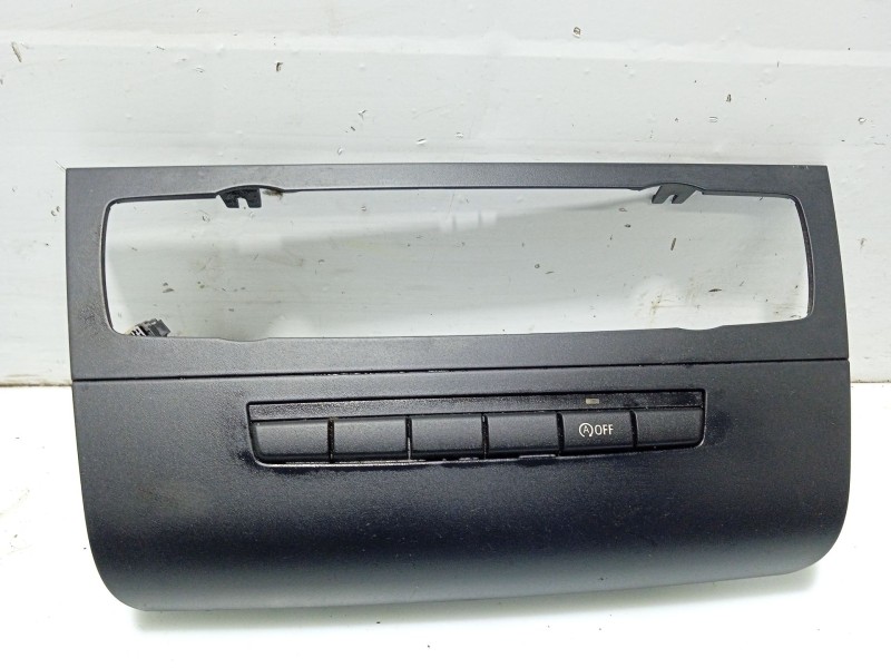 Recambio de moldura para bmw 1 (e87) 118 d referencia OEM IAM 51456976842 6131697091905 