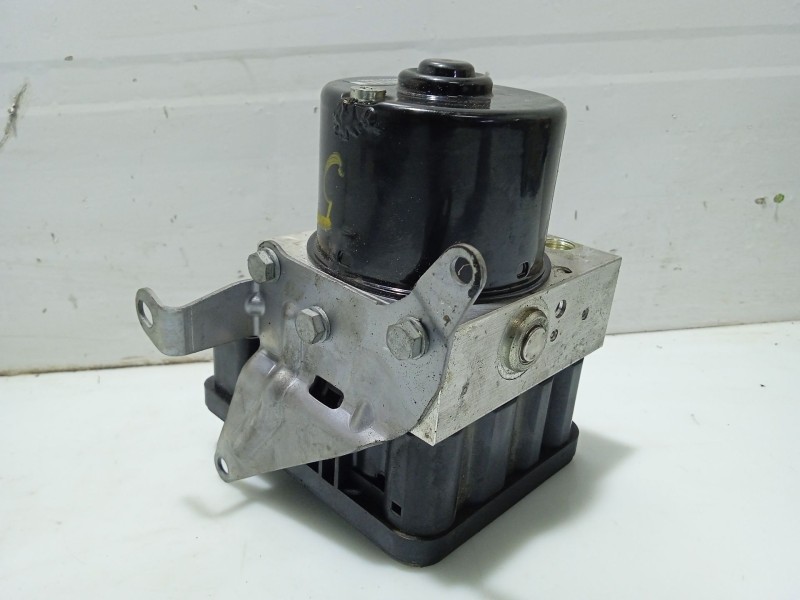 Recambio de abs para bmw 1 (e87) 118 d referencia OEM IAM 34516784763 34512460468 / 10096008393 10020603514 / 34526784764