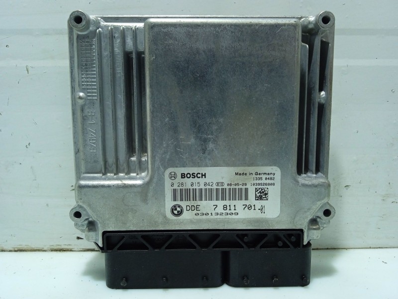Recambio de centralita motor uce para bmw 1 (e87) 118 d referencia OEM IAM 0281015042 7811701 DDE7811701