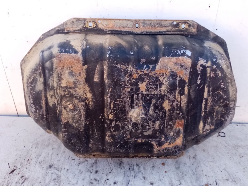 Recambio de deposito combustible para nissan terrano/terrano.ii (r20) 2.7 turbodiesel referencia OEM IAM 172020F650  