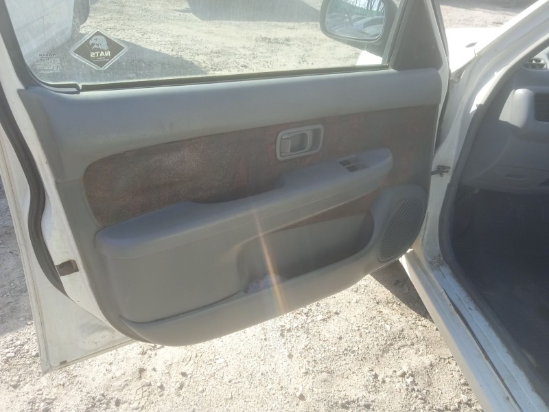 nissan micra ii (k11) del año 2000