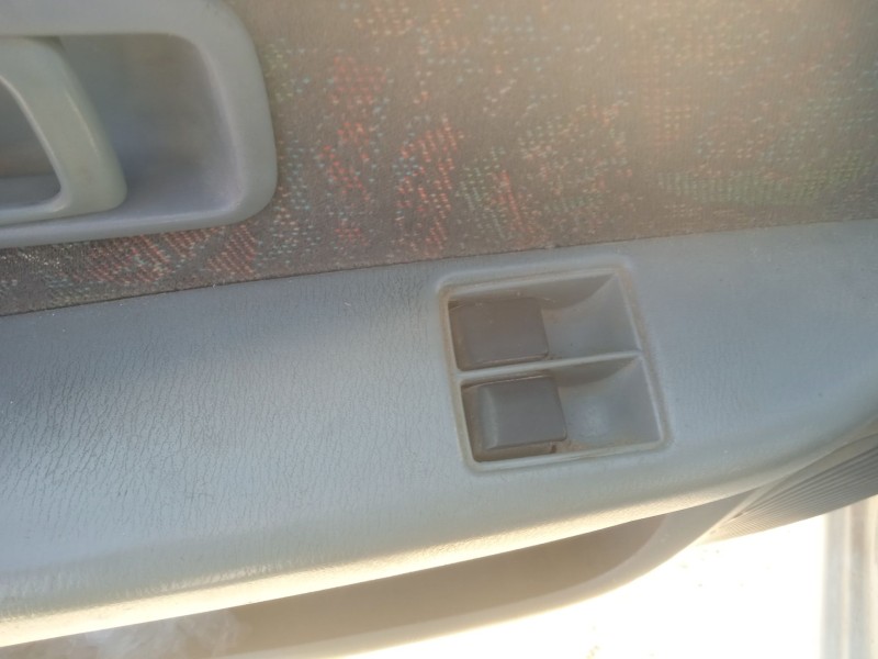 nissan micra ii (k11) del año 2000