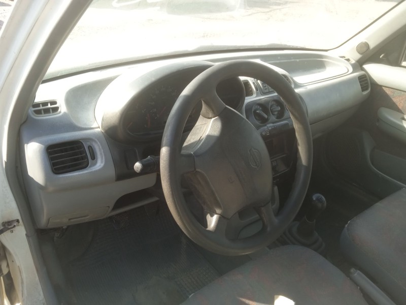 nissan micra ii (k11) del año 2000