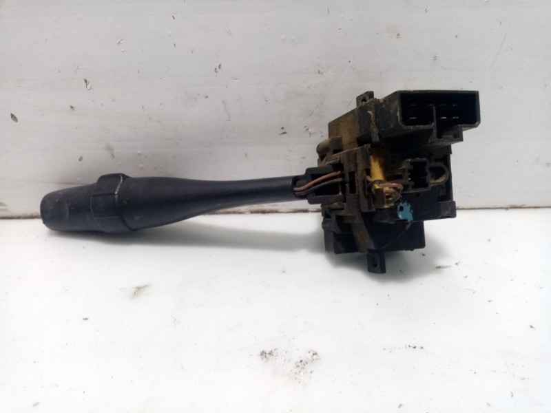 Recambio de mando limpia para nissan micra ii (k11) 1.0 i 16v referencia OEM IAM 6928D08E0  