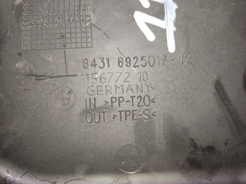 Recambio de moldura para bmw 1 (e87) 118 d referencia OEM IAM 64316925017 6431692501712 15677210