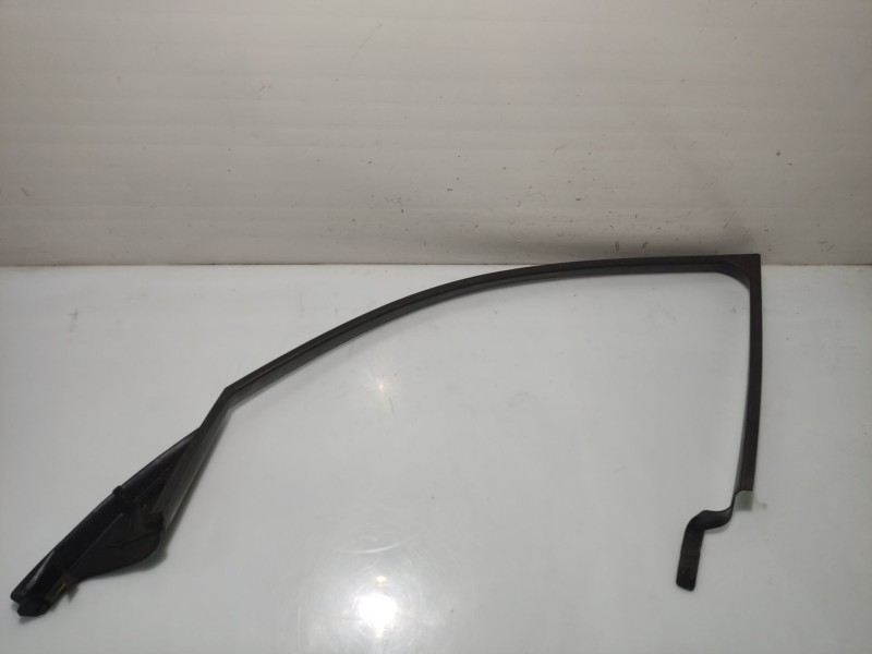 Recambio de moldura para bmw 1 (e87) 118 d referencia OEM IAM 5133712114515 17491511 