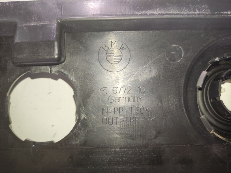 Recambio de moldura para bmw 1 (e87) 118 d referencia OEM IAM 15677210  