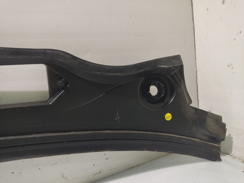 Recambio de moldura para bmw 1 (e87) 118 d referencia OEM IAM 15677210  