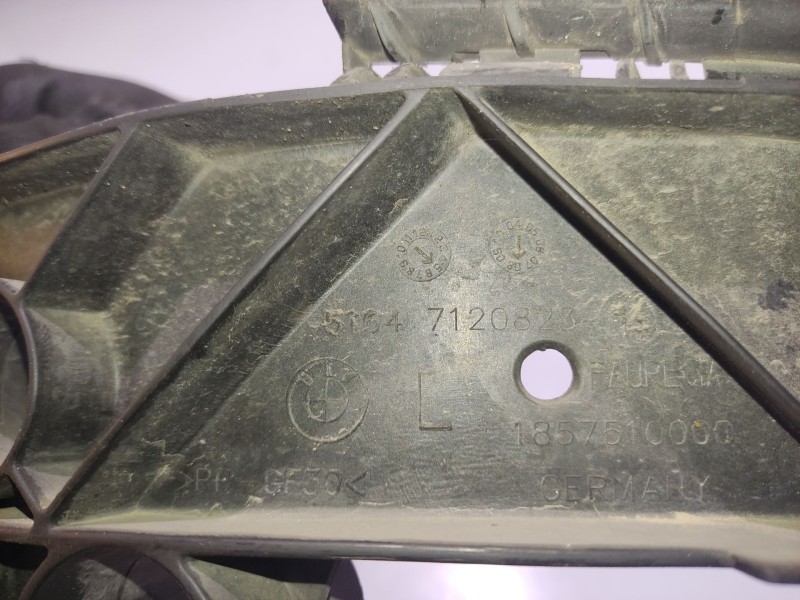 Recambio de soporte faro izquierdo para bmw 1 (e87) 118 d referencia OEM IAM 51647120823  