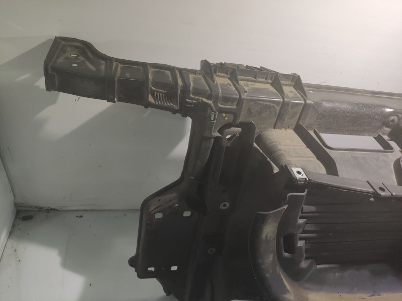 Recambio de panel frontal para bmw 1 (e87) 118 d referencia OEM IAM 51647058593  