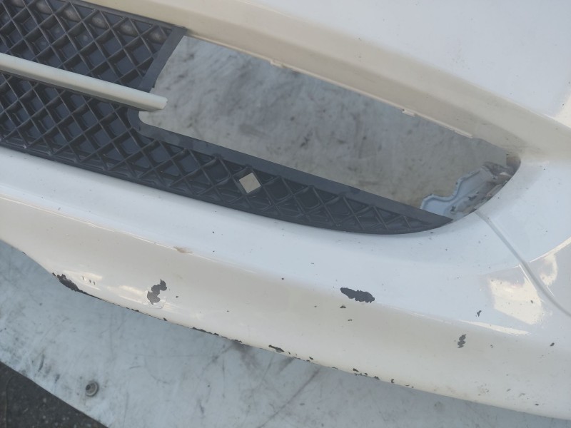 Recambio de paragolpes delantero para bmw 1 (e87) 118 d referencia OEM IAM 51117136632  