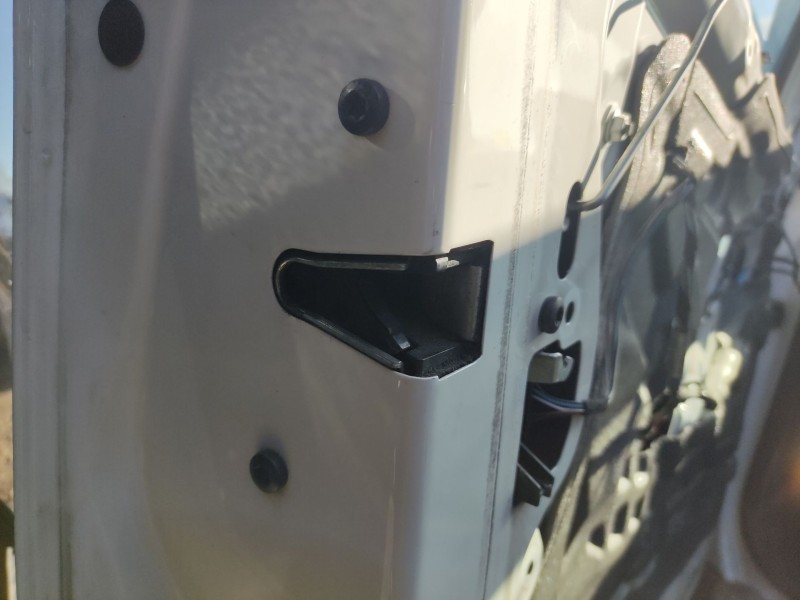 Recambio de cerradura puerta delantera izquierda para bmw 1 (e87) 118 d referencia OEM IAM 51217202143  
