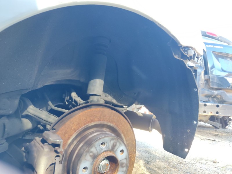 Recambio de paso de rueda trasero izquierdo para bmw 1 (e87) 118 d referencia OEM IAM 51717123523  