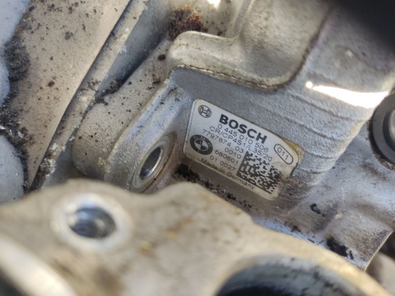 Recambio de bomba inyeccion para bmw 1 (e87) 118 d referencia OEM IAM 779787403 13518577643 0445010506