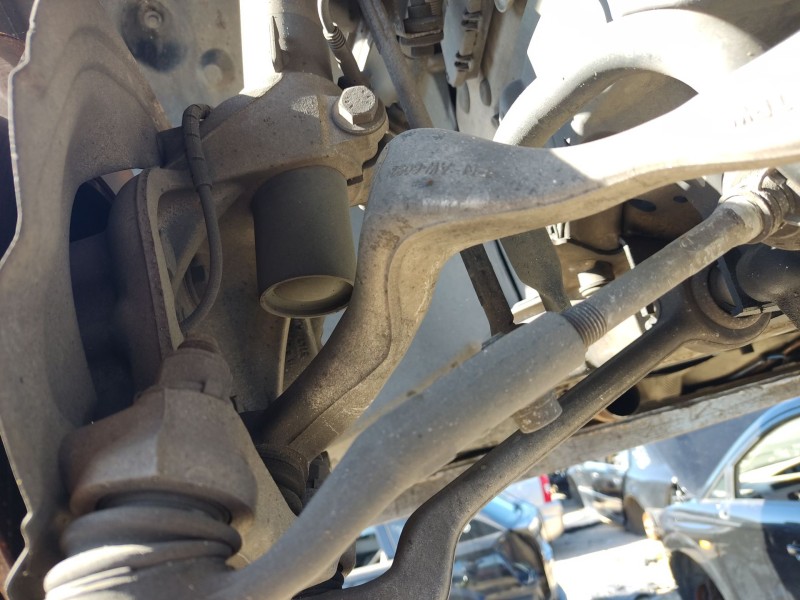 Recambio de brazo suspension inferior delantero derecho para bmw 1 (e87) 118 d referencia OEM IAM 31122405862  