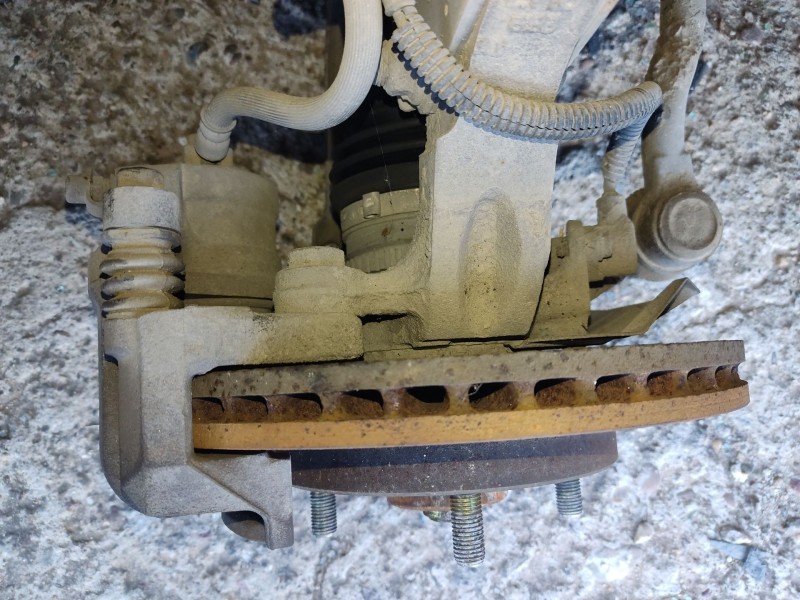 Recambio de mangueta delantera izquierda para chevrolet lacetti (j200) 1.6 referencia OEM IAM 96454297  