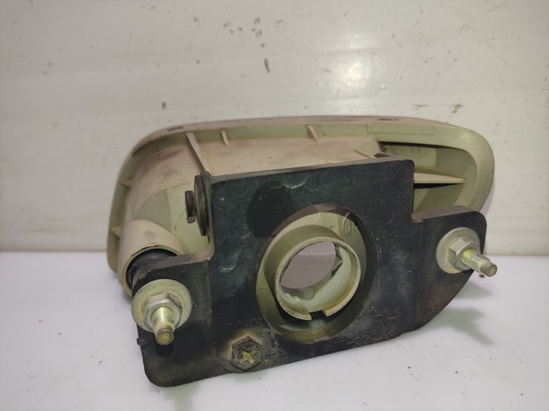 Recambio de faro antiniebla derecho para chevrolet lacetti (j200) 1.6 referencia OEM IAM 96551092  