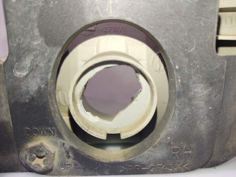 Recambio de faro antiniebla derecho para chevrolet lacetti (j200) 1.6 referencia OEM IAM 96551092  