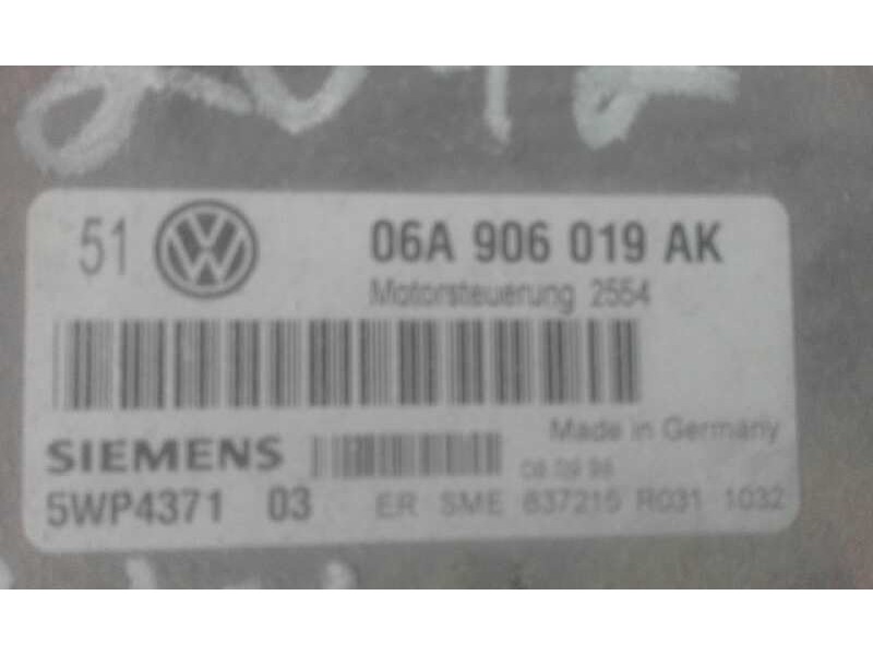 Recambio de centralita motor uce para volkswagen golf iv variant  (1j5)    |   0.99 - 0.04 | 1999 - 2004 referencia OEM IAM   