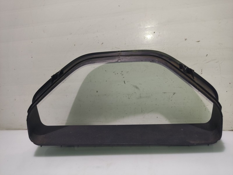Recambio de moldura para peugeot 106 ii (1a_, 1c_) 1.1 i referencia OEM IAM 9604543777  