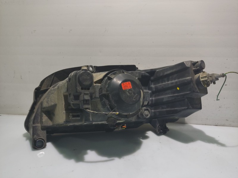 Recambio de faro derecho para peugeot 106 ii (1a_, 1c_) 1.1 i referencia OEM IAM 6205C7  