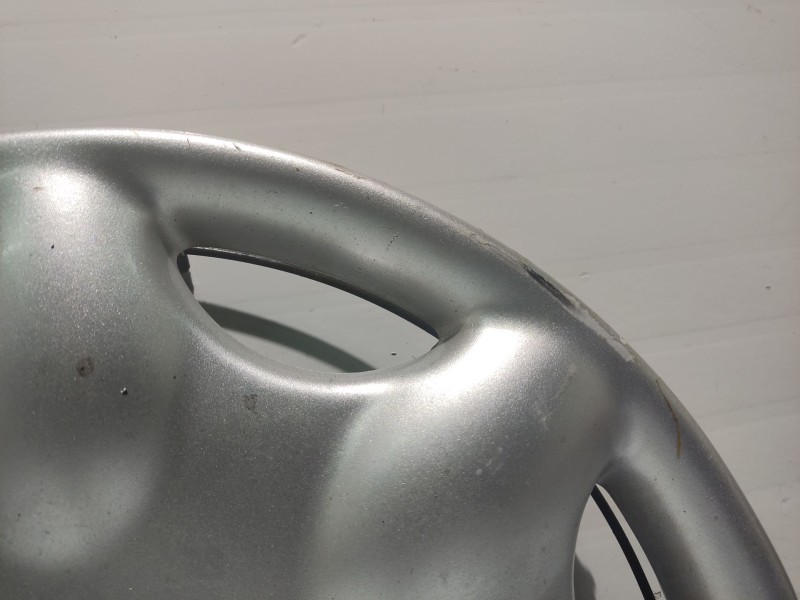 Recambio de tapacubos para peugeot 106 ii (1a_, 1c_) 1.1 i referencia OEM IAM 9628301877  